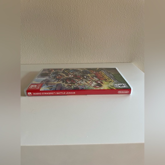 Nintendo Switch Mario Strikers Battle League Game - Picture 5 of 5